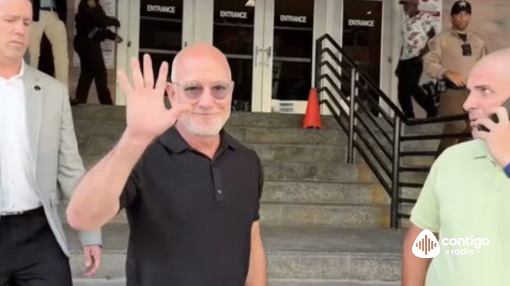 Jeff Bezos acudió a un tribunal de Miami para cumplir con su deber de jurado. El empresario evitó hablar sobre el accidente de Amazon Prime Air.